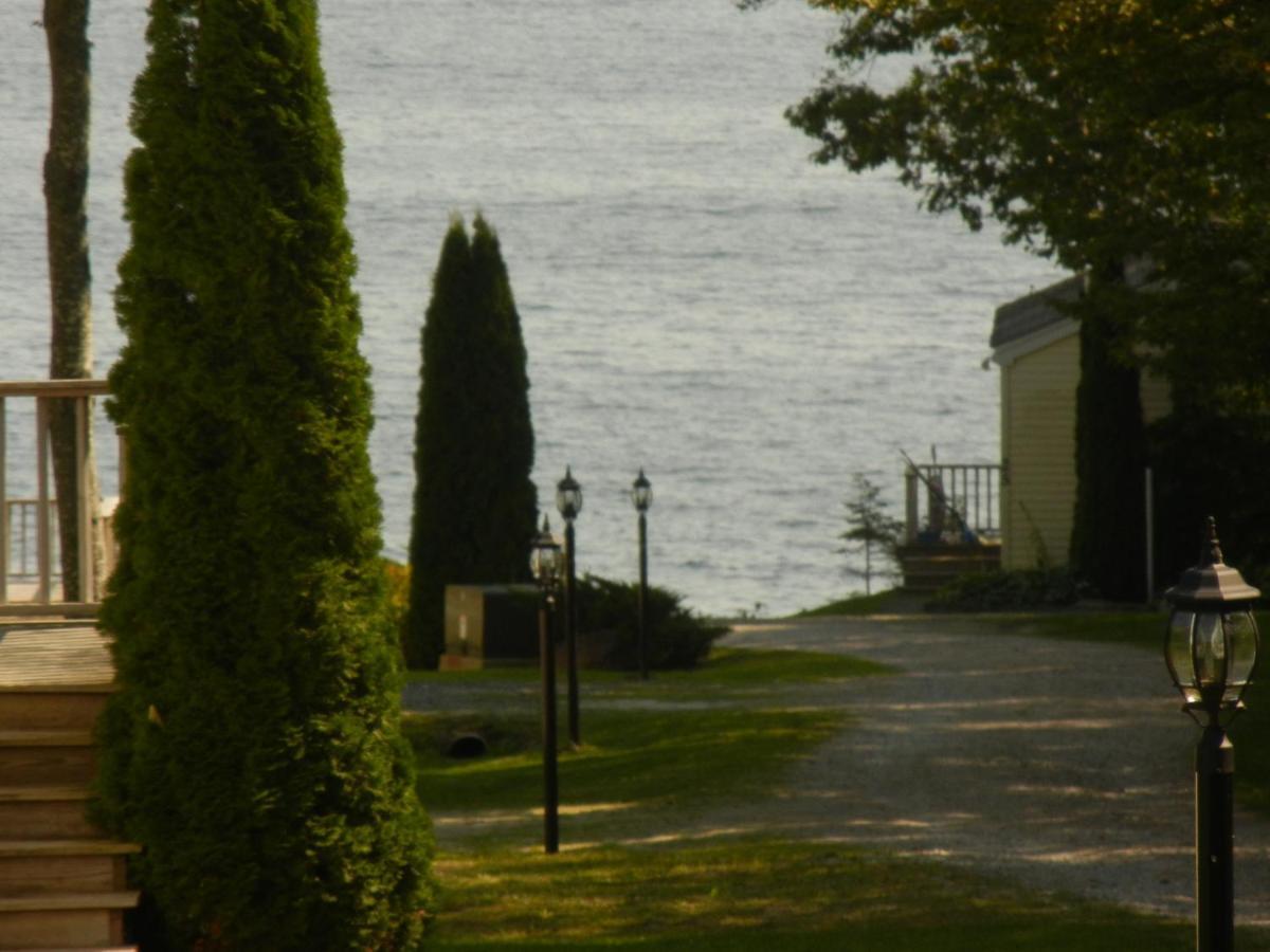 Glenmoor By The Sea Hotel Lincolnville Exterior photo